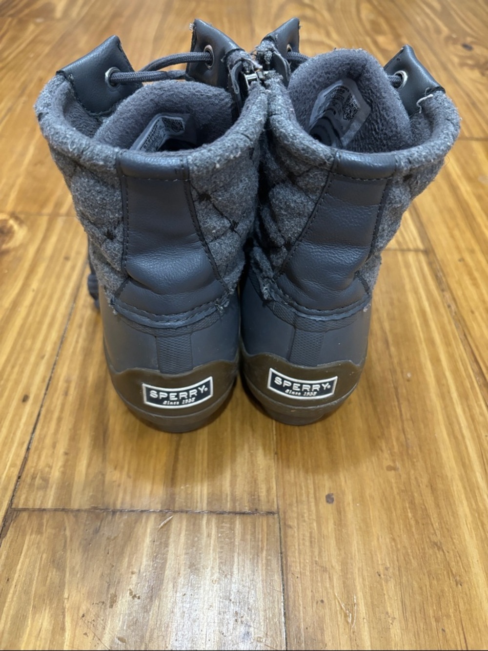 Sperry Women’s Syren Gulf Wool Quilt Duck Boots in Gray Size 7.5 - Picture 2 of 6